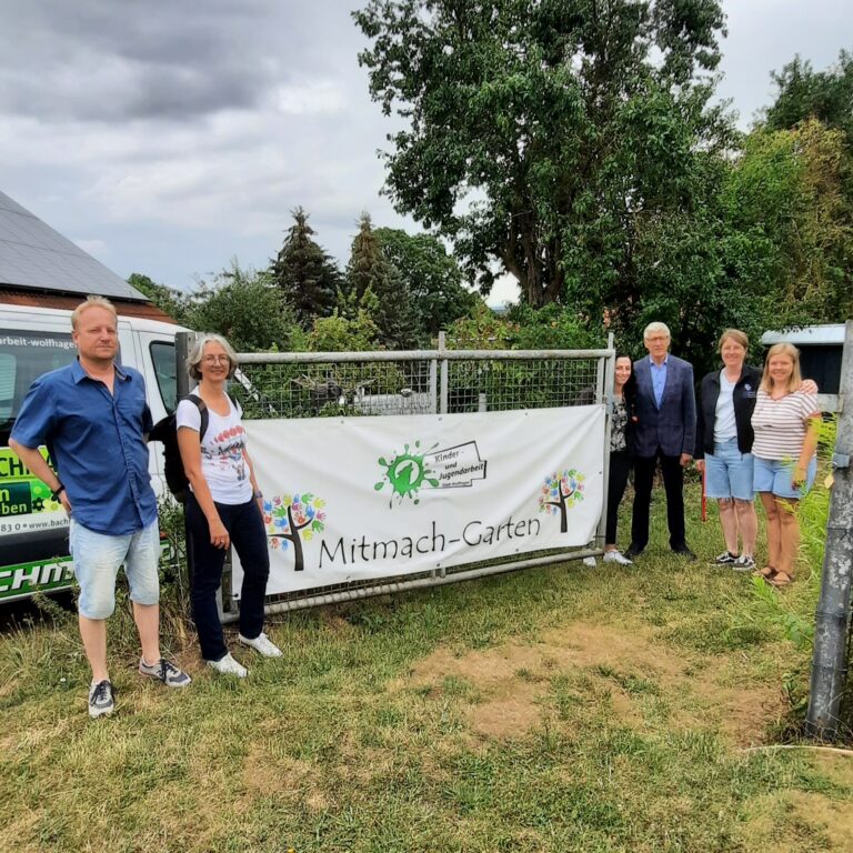 Besuch des Gewinnerprojekts der Umweltlotterie GENAU aus dem Jahr 2021 in Wolfhagen: Wirkungsvolle finanzielle Unterstützung für Natur- und Umweltschutz